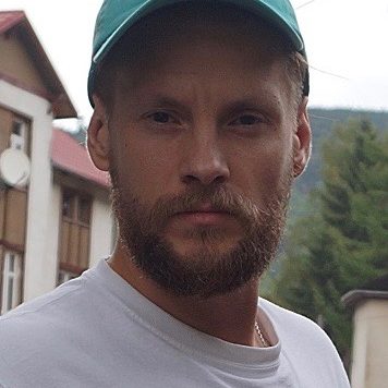 Sebastian_Fabijański